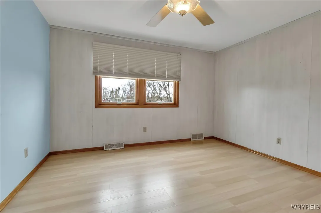 5003 Clarice Drive, Hamburg, New York 14075, Hamburg, New York 14075, 4 Bedrooms Bedrooms, 8 Rooms Rooms,1 BathroomBathrooms,Residential,Closed,5003 Clarice Drive, Hamburg, New York 14075,0,B1601003