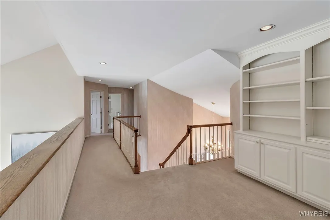 6353 Everwood Court North, Clarence, New York 1405, Clarence, New York 14051, 5 Bedrooms Bedrooms, 9 Rooms Rooms,3 BathroomsBathrooms,Residential,Closed,6353 Everwood Court North, Clarence, New York 1405,B1601375