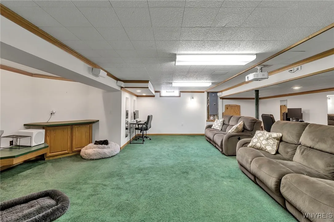 6353 Everwood Court North, Clarence, New York 1405, Clarence, New York 14051, 5 Bedrooms Bedrooms, 9 Rooms Rooms,3 BathroomsBathrooms,Residential,Closed,6353 Everwood Court North, Clarence, New York 1405,B1601375