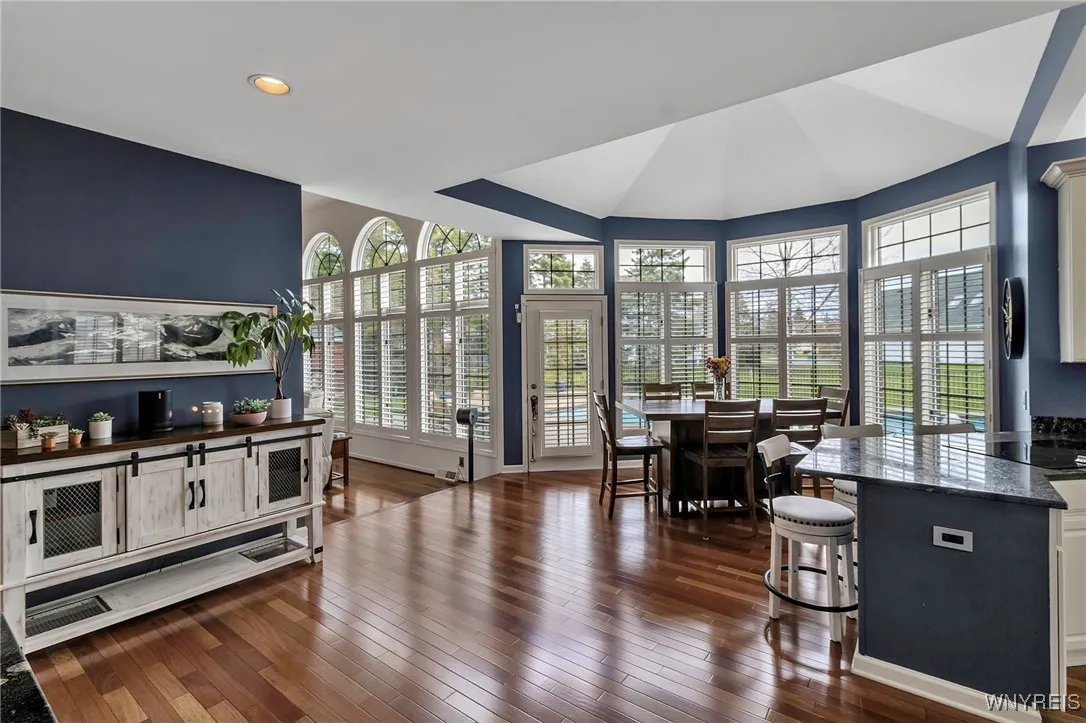 6353 Everwood Court North, Clarence, New York 1405, Clarence, New York 14051, 5 Bedrooms Bedrooms, 9 Rooms Rooms,3 BathroomsBathrooms,Residential,Closed,6353 Everwood Court North, Clarence, New York 1405,B1601375