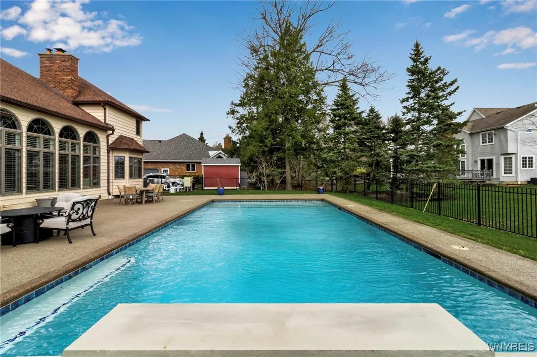 6353 Everwood Court North, Clarence, New York 1405, Clarence, New York 14051, 5 Bedrooms Bedrooms, 9 Rooms Rooms,3 BathroomsBathrooms,Residential,Closed,6353 Everwood Court North, Clarence, New York 1405,B1601375