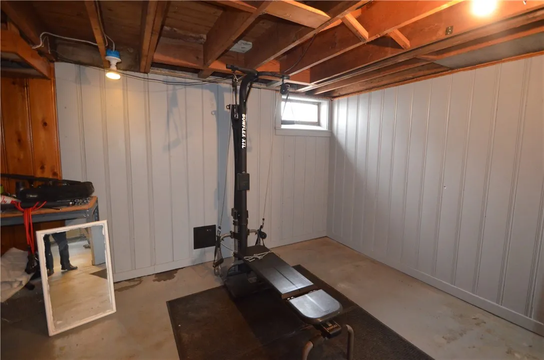 basement workout area