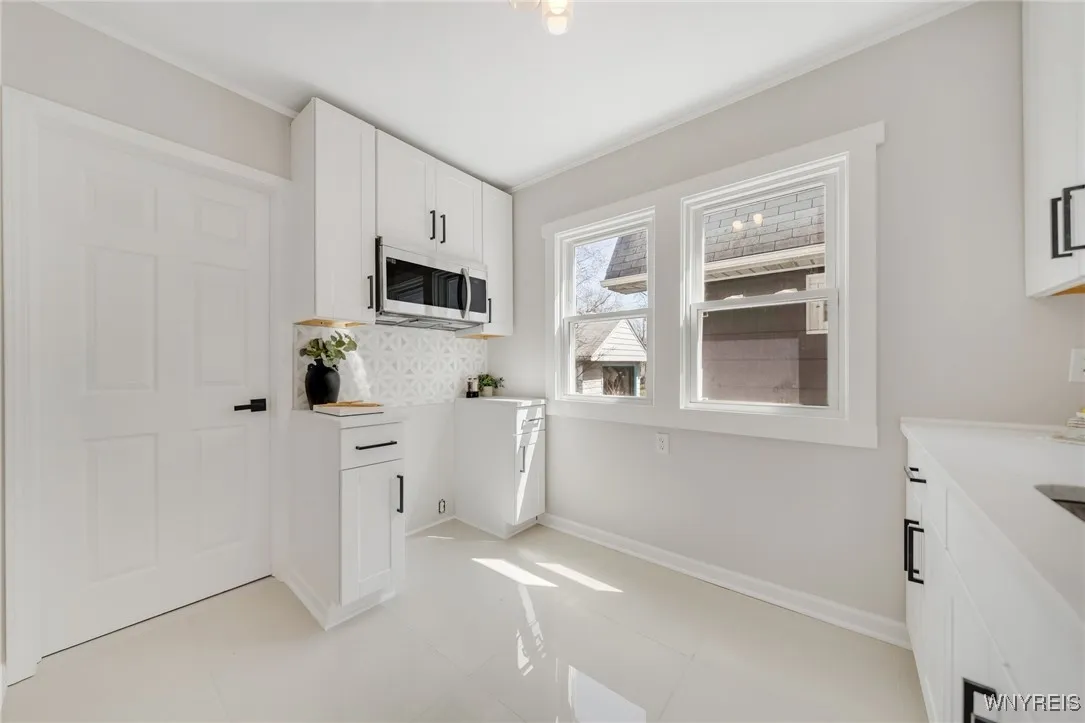 1461 Kenmore Avenue, Tonawanda-town, New York 1421, Tonawanda, New York 14217, 3 Bedrooms Bedrooms, 6 Rooms Rooms,2 BathroomsBathrooms,Residential,Closed,1461 Kenmore Avenue, Tonawanda-town, New York 1421,0,B1601453