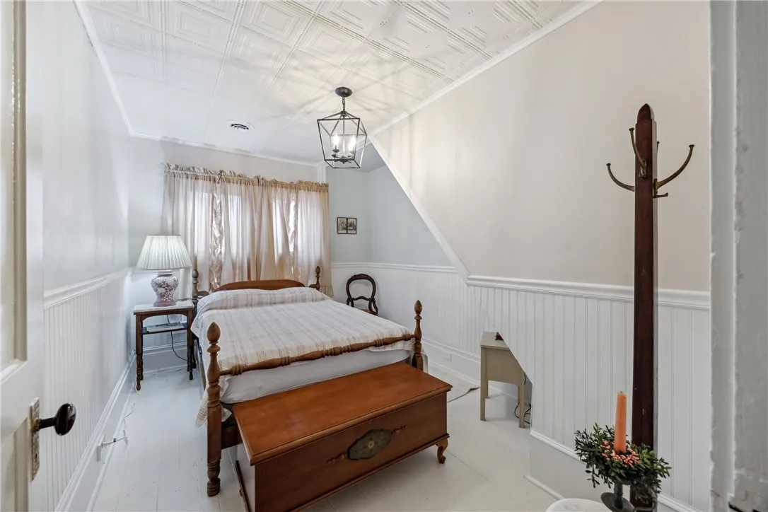 Guest Room 3