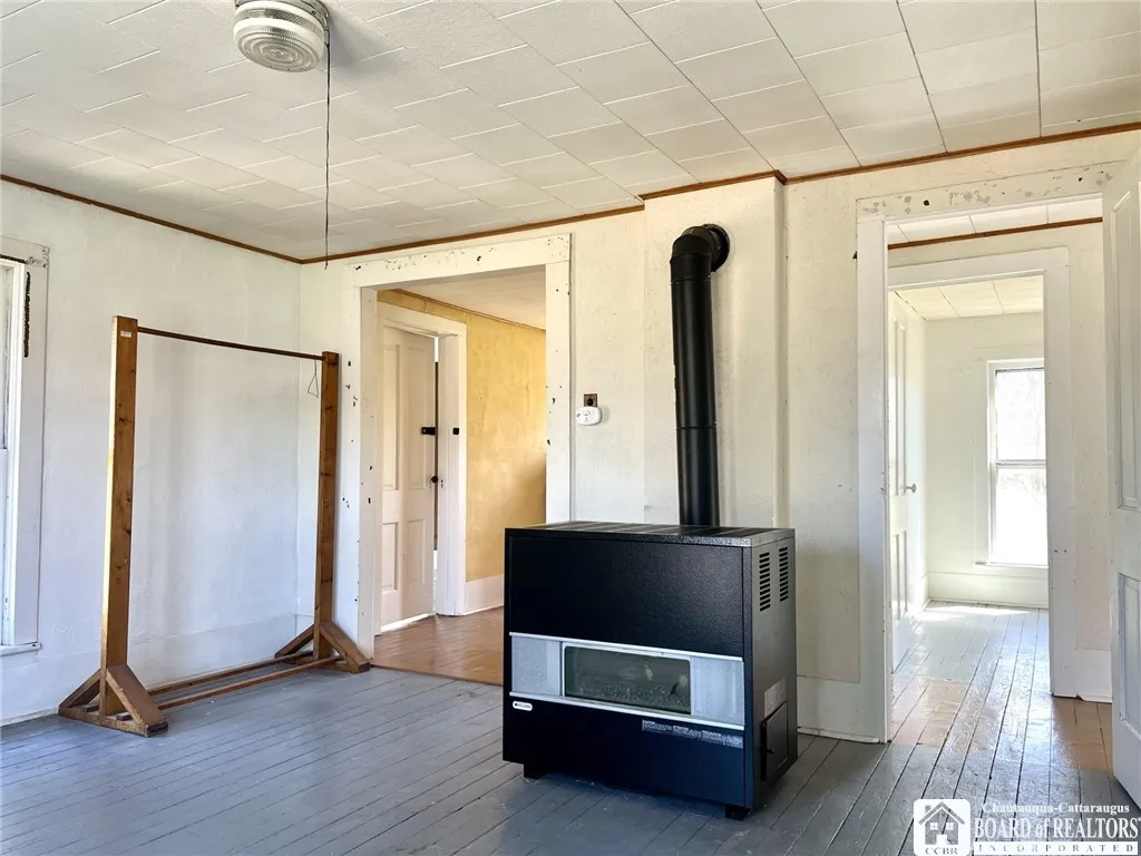 28 Kinney Street, Portland, New York 14716, Portland, New York 14716, 4 Bedrooms Bedrooms, 11 Rooms Rooms,1 BathroomBathrooms,Residential,Closed,28 Kinney Street, Portland, New York 14716,0,R1600893