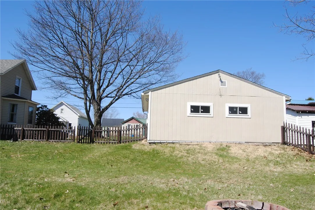 230 Birch Street, Kane-borough, Pennsylvania 16735, Kane Boro, Pennsylvania 16735, 3 Bedrooms Bedrooms, 9 Rooms Rooms,2 BathroomsBathrooms,Residential,Closed,230 Birch Street, Kane-borough, Pennsylvania 16735,R1599579