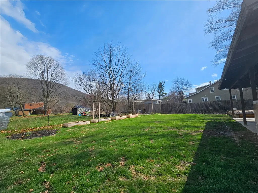 123 Greenwood Street, Canisteo, New York 14823, Canisteo, New York 14823, 3 Bedrooms Bedrooms, 7 Rooms Rooms,1 BathroomBathrooms,Residential,Closed,123 Greenwood Street, Canisteo, New York 14823,0,R1600107
