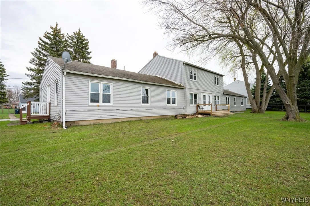 400 Sudbury Road 394, Lackawanna, New York 14218, Lackawanna, New York 14218, 10 Bedrooms Bedrooms, ,4 BathroomsBathrooms,Residential,Closed,400 Sudbury Road 394, Lackawanna, New York 14218,0,B1597492