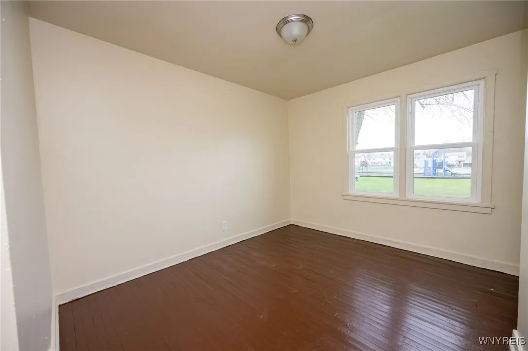 400 Sudbury Road 394, Lackawanna, New York 14218, Lackawanna, New York 14218, 10 Bedrooms Bedrooms, ,4 BathroomsBathrooms,Residential,Closed,400 Sudbury Road 394, Lackawanna, New York 14218,0,B1597492