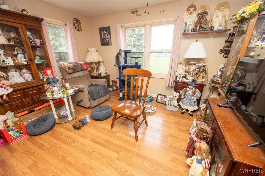 400 Sudbury Road 394, Lackawanna, New York 14218, Lackawanna, New York 14218, 10 Bedrooms Bedrooms, ,4 BathroomsBathrooms,Residential,Closed,400 Sudbury Road 394, Lackawanna, New York 14218,0,B1597492