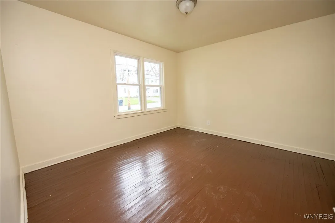 400 Sudbury Road 394, Lackawanna, New York 14218, Lackawanna, New York 14218, 10 Bedrooms Bedrooms, ,4 BathroomsBathrooms,Residential,Closed,400 Sudbury Road 394, Lackawanna, New York 14218,0,B1597492