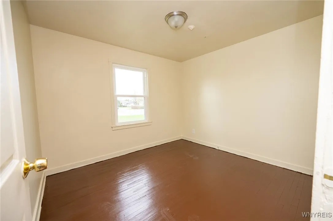 400 Sudbury Road 394, Lackawanna, New York 14218, Lackawanna, New York 14218, 10 Bedrooms Bedrooms, ,4 BathroomsBathrooms,Residential,Closed,400 Sudbury Road 394, Lackawanna, New York 14218,0,B1597492