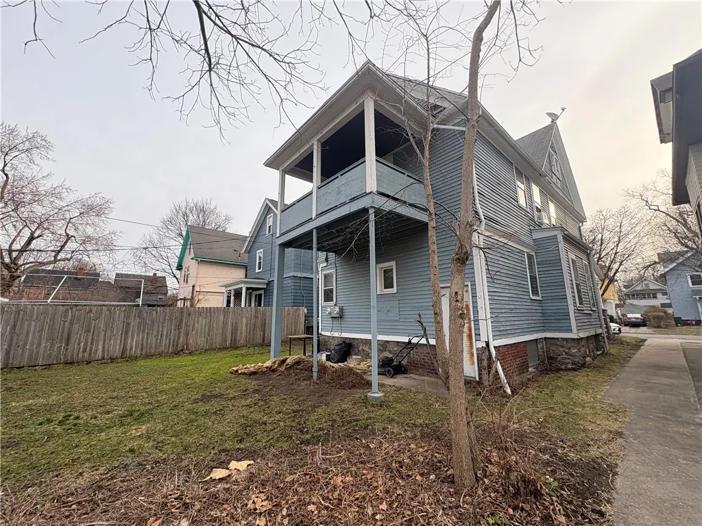 35 Hobart Street, Rochester, New York 14611, Rochester, New York 14611, 4 Bedrooms Bedrooms, ,2 BathroomsBathrooms,Residential,Closed,35 Hobart Street, Rochester, New York 14611,0,R1600833