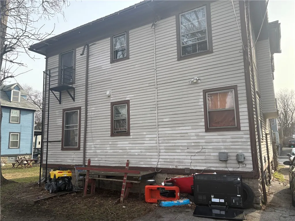 29 Darien Street, Rochester, New York 14611, Rochester, New York 14611, 4 Bedrooms Bedrooms, ,2 BathroomsBathrooms,Residential,Closed,29 Darien Street, Rochester, New York 14611,0,R1600785
