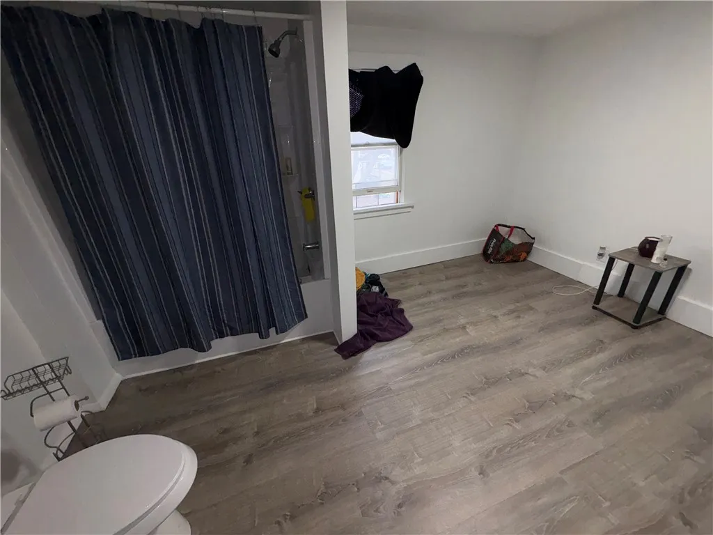 343 West Avenue, Rochester, New York 14611, Rochester, New York 14611, 6 Bedrooms Bedrooms, ,2 BathroomsBathrooms,Residential,Closed,343 West Avenue, Rochester, New York 14611,0,R1600773