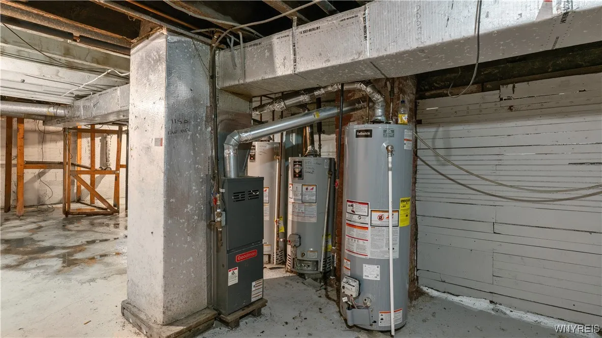 1146 East Lovejoy Street, Buffalo, New York 14206, Buffalo, New York 14206, ,Commercial Sale,For Sale,1146 East Lovejoy Street, Buffalo, New York 14206,B1601568