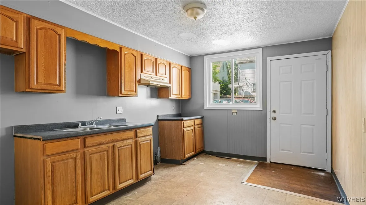 1146 East Lovejoy Street, Buffalo, New York 14206, Buffalo, New York 14206, ,Commercial Sale,For Sale,1146 East Lovejoy Street, Buffalo, New York 14206,B1601568
