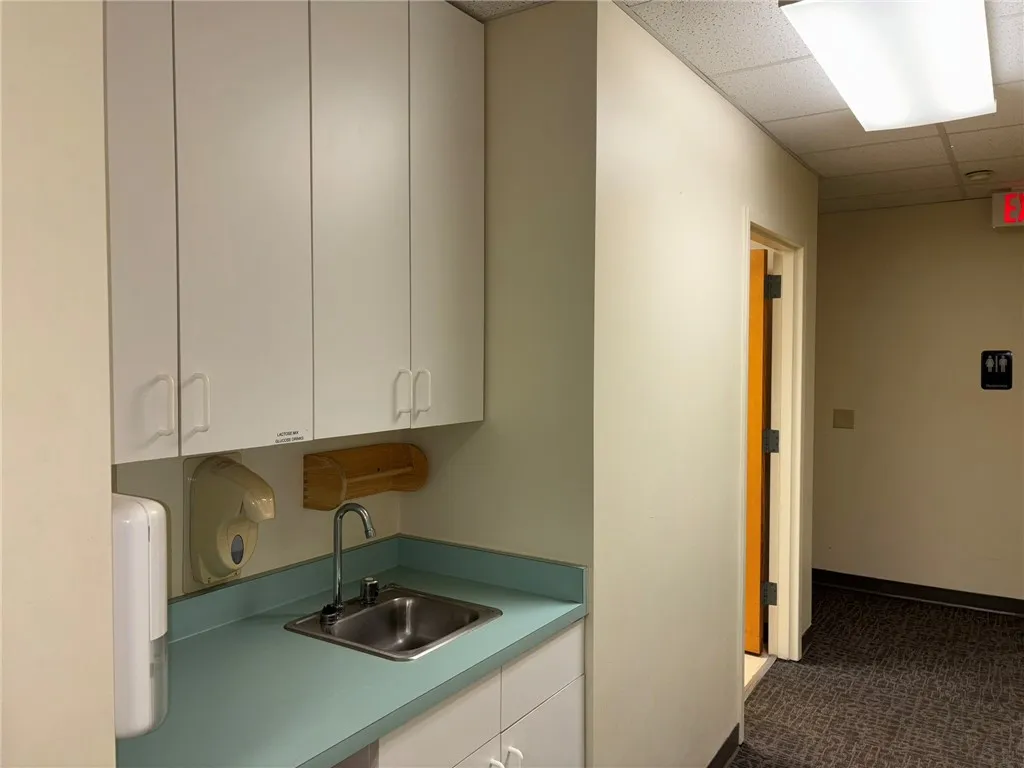 3101 West Ridge Road, Building C, Suite 331, Greece, New York 14626, 6 Rooms Rooms,Commercial Lease,For Rent,3101 West Ridge Road, Building C, Suite 331,R1600791