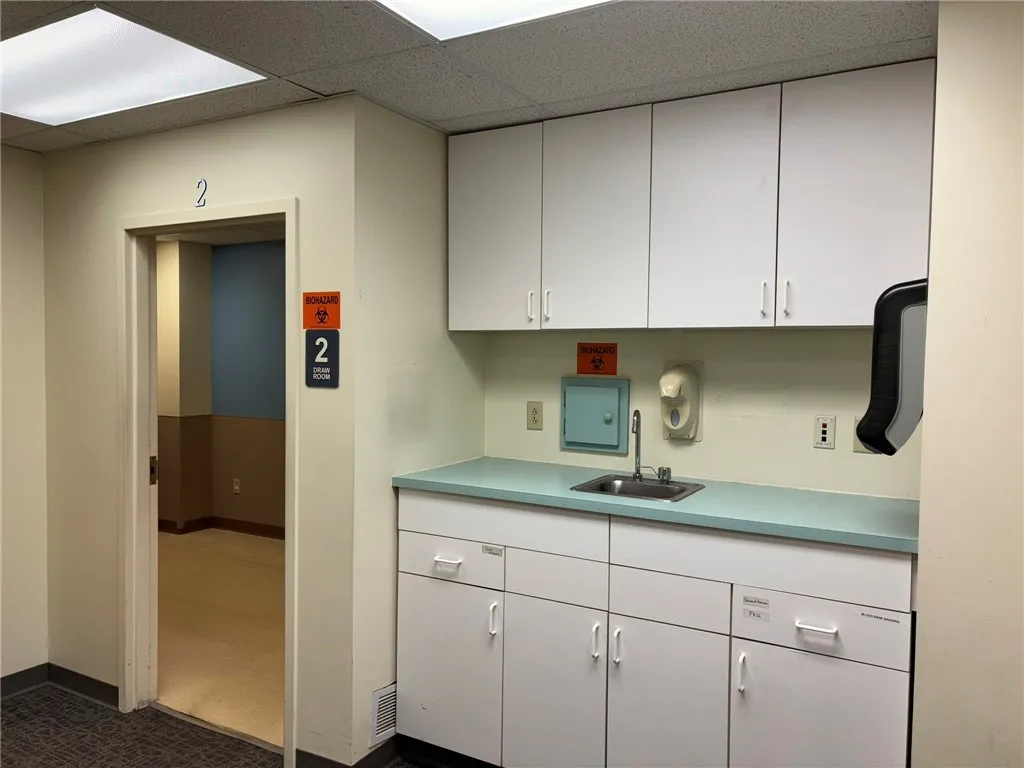 3101 West Ridge Road, Building C, Suite 331, Greece, New York 14626, 6 Rooms Rooms,Commercial Lease,For Rent,3101 West Ridge Road, Building C, Suite 331,R1600791