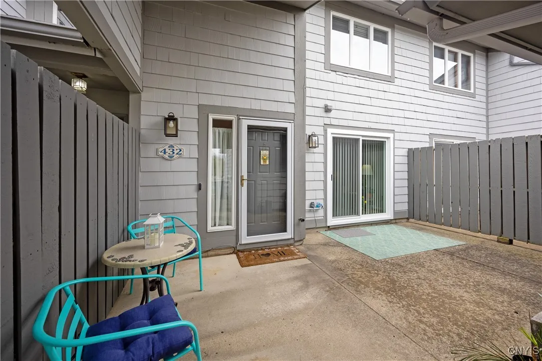 432 Summerhaven N, Manlius, New York 13057, Manlius, New York 13057, 2 Bedrooms Bedrooms, 6 Rooms Rooms,1 BathroomBathrooms,Residential,Closed,432 Summerhaven N, Manlius, New York 13057,0,S1601642