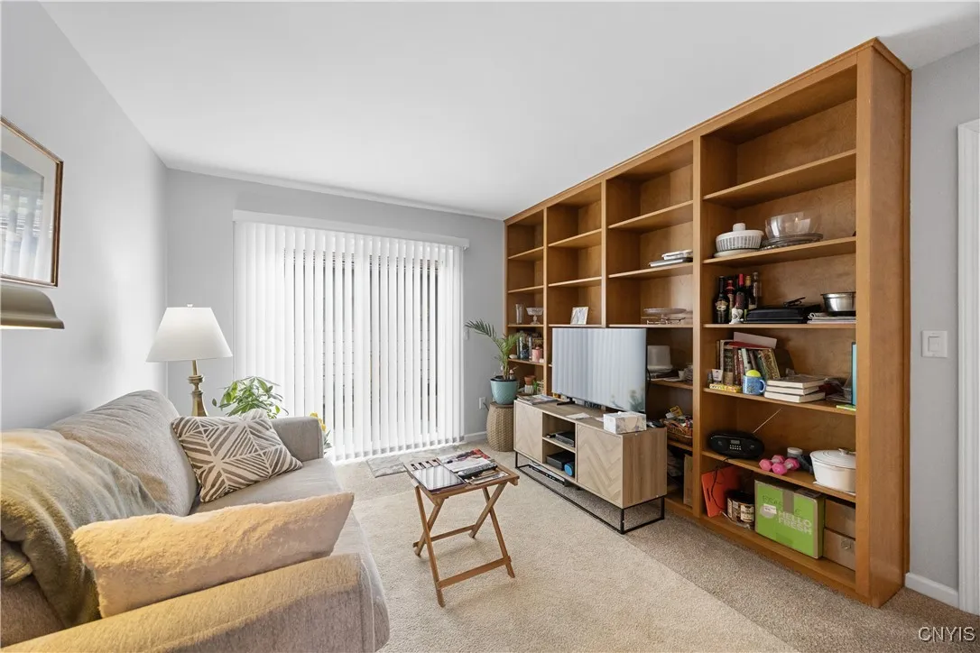 432 Summerhaven N, Manlius, New York 13057, Manlius, New York 13057, 2 Bedrooms Bedrooms, 6 Rooms Rooms,1 BathroomBathrooms,Residential,Closed,432 Summerhaven N, Manlius, New York 13057,0,S1601642