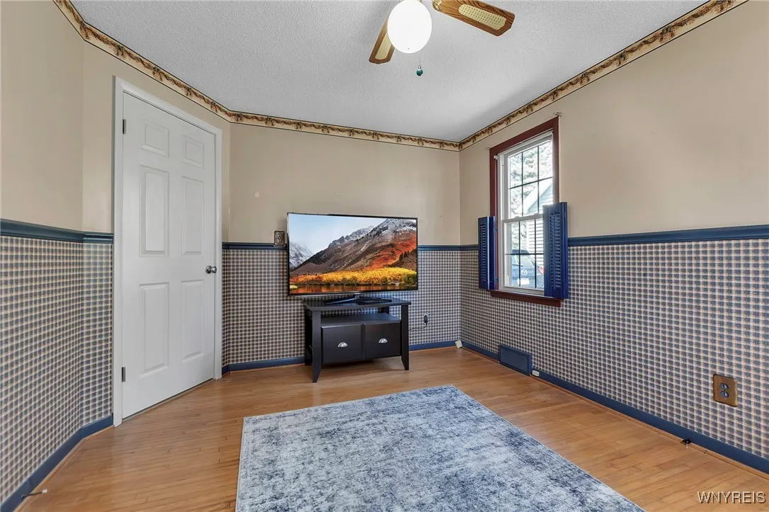 4 Robert Street, Hamburg, New York 14075, Hamburg, New York 14075, 3 Bedrooms Bedrooms, 7 Rooms Rooms,2 BathroomsBathrooms,Residential,Closed,4 Robert Street, Hamburg, New York 14075,0,B1601330