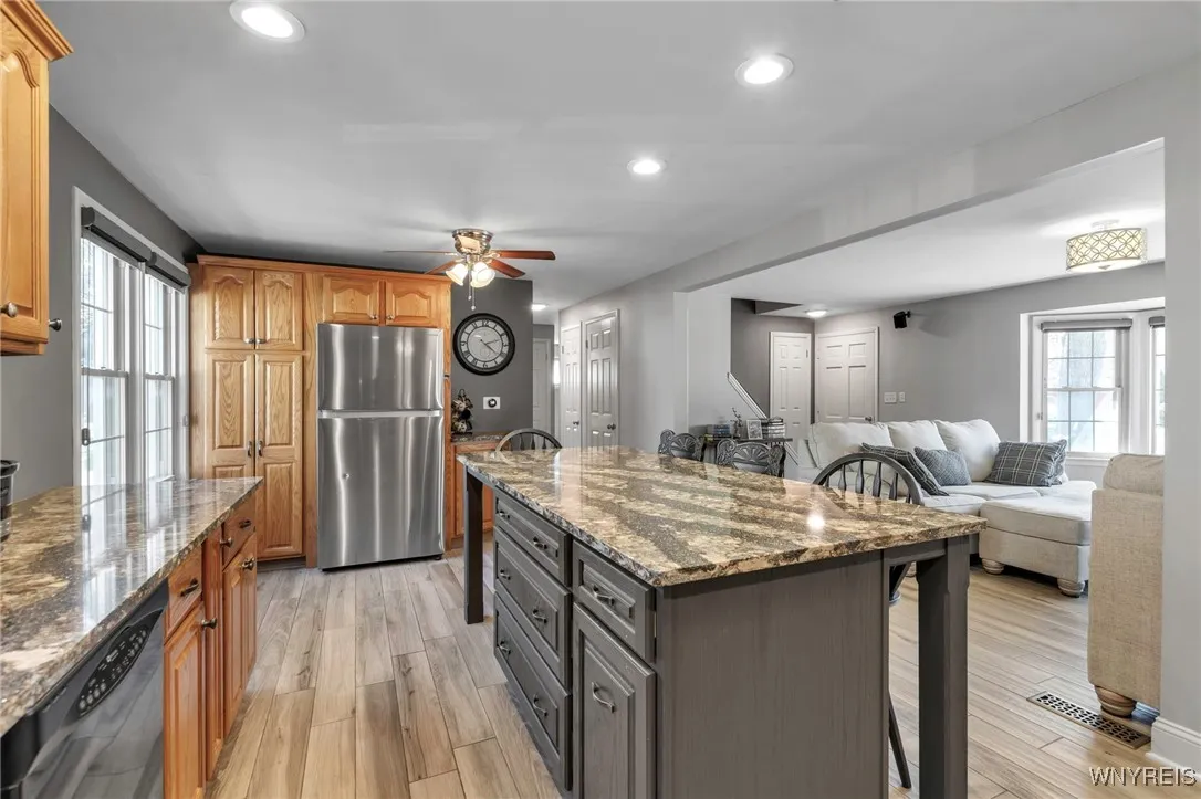 4 Robert Street, Hamburg, New York 14075, Hamburg, New York 14075, 3 Bedrooms Bedrooms, 7 Rooms Rooms,2 BathroomsBathrooms,Residential,Closed,4 Robert Street, Hamburg, New York 14075,0,B1601330