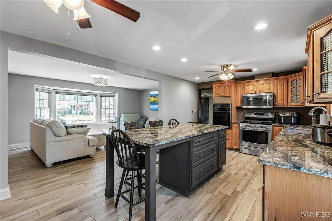 4 Robert Street, Hamburg, New York 14075, Hamburg, New York 14075, 3 Bedrooms Bedrooms, 7 Rooms Rooms,2 BathroomsBathrooms,Residential,Closed,4 Robert Street, Hamburg, New York 14075,0,B1601330