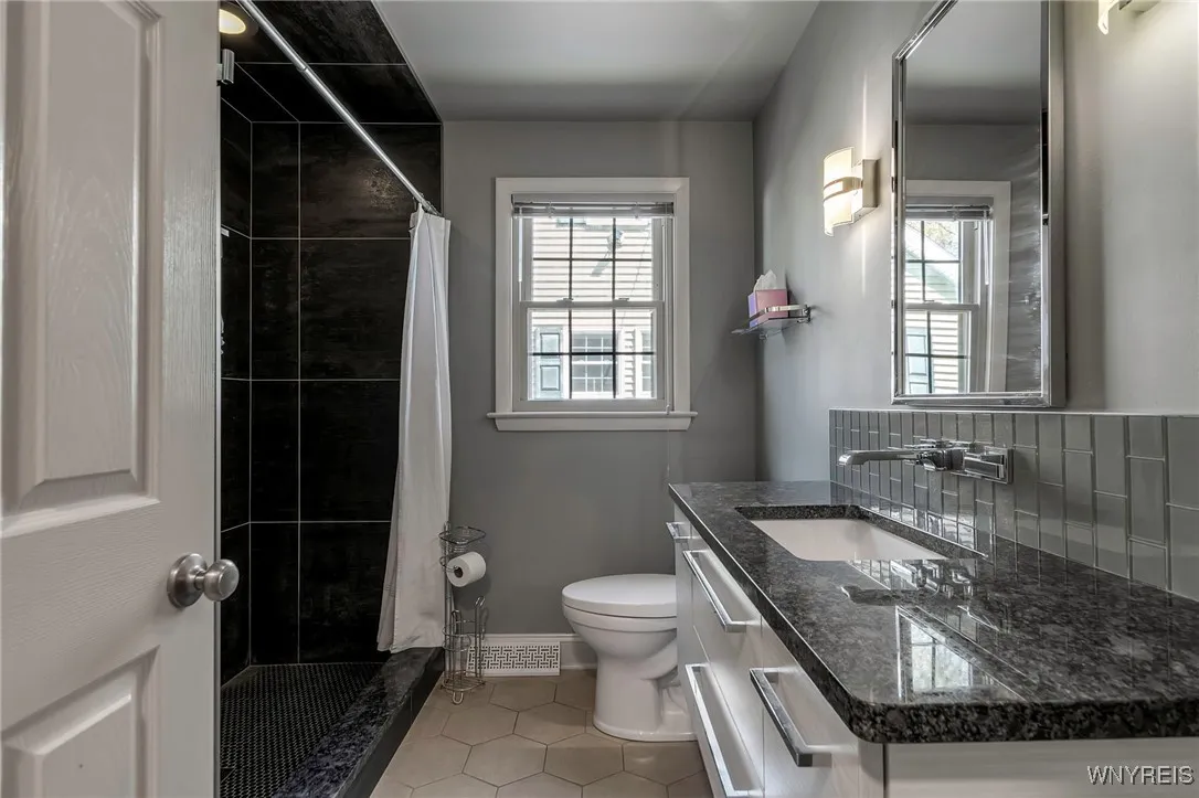 4 Robert Street, Hamburg, New York 14075, Hamburg, New York 14075, 3 Bedrooms Bedrooms, 7 Rooms Rooms,2 BathroomsBathrooms,Residential,Closed,4 Robert Street, Hamburg, New York 14075,0,B1601330