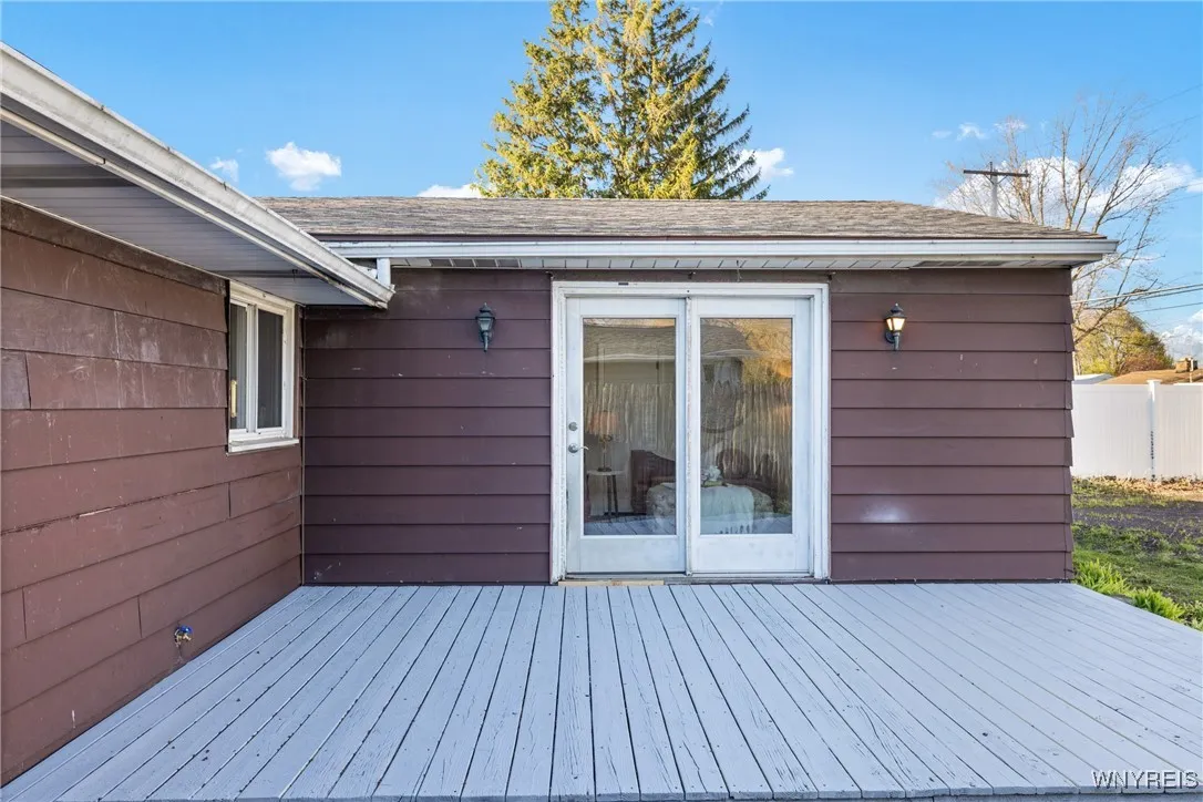 69 Burnside Drive, Tonawanda-town, New York 14150, Tonawanda, New York 14150, 3 Bedrooms Bedrooms, 7 Rooms Rooms,1 BathroomBathrooms,Residential,Closed,69 Burnside Drive, Tonawanda-town, New York 14150,0,B1601505