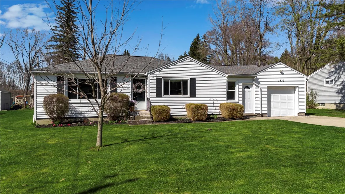 1270 Dodge Road, Amherst, New York 14068, Amherst, New York 14068, 3 Bedrooms Bedrooms, 5 Rooms Rooms,1 BathroomBathrooms,Residential,Closed,1270 Dodge Road, Amherst, New York 14068,0,R1601520