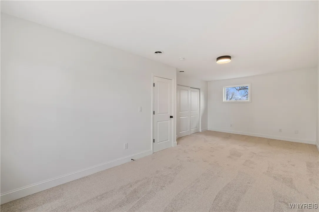 4387 Barton Road, Clarence, New York 14031, Clarence, New York 14031, 5 Bedrooms Bedrooms, 8 Rooms Rooms,2 BathroomsBathrooms,Residential,Closed,4387 Barton Road, Clarence, New York 14031,B1601648
