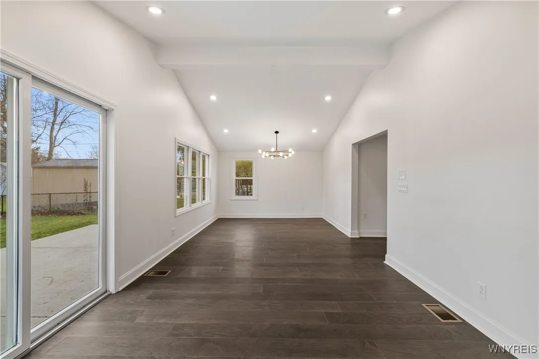 4387 Barton Road, Clarence, New York 14031, Clarence, New York 14031, 5 Bedrooms Bedrooms, 8 Rooms Rooms,2 BathroomsBathrooms,Residential,Closed,4387 Barton Road, Clarence, New York 14031,B1601648