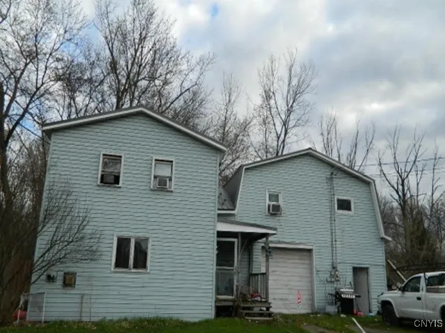 16 West 10th Street E, Ellicott, New York 14701, Jamestown, New York 14701, 4 Bedrooms Bedrooms, 8 Rooms Rooms,1 BathroomBathrooms,Residential,For Sale,16 West 10th Street E, Ellicott, New York 14701,S1601468