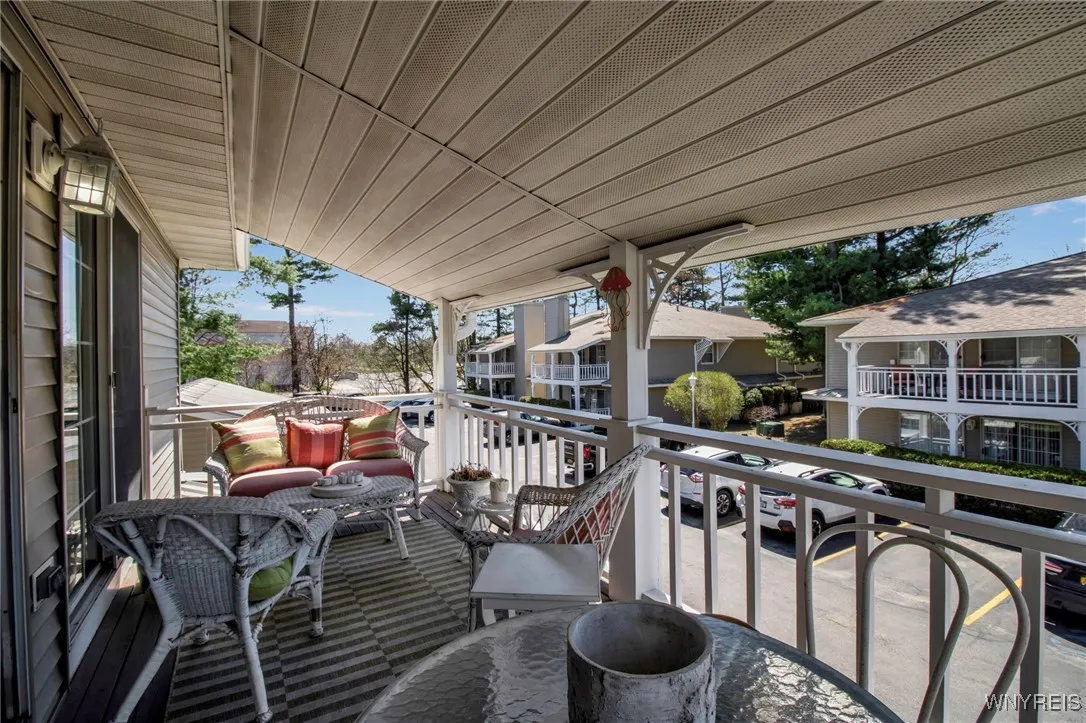 1260 Youngs Road F, Amherst, New York 14221, Amherst, New York 14221, 2 Bedrooms Bedrooms, 4 Rooms Rooms,1 BathroomBathrooms,Residential,Closed,1260 Youngs Road F, Amherst, New York 14221,0,B1601718
