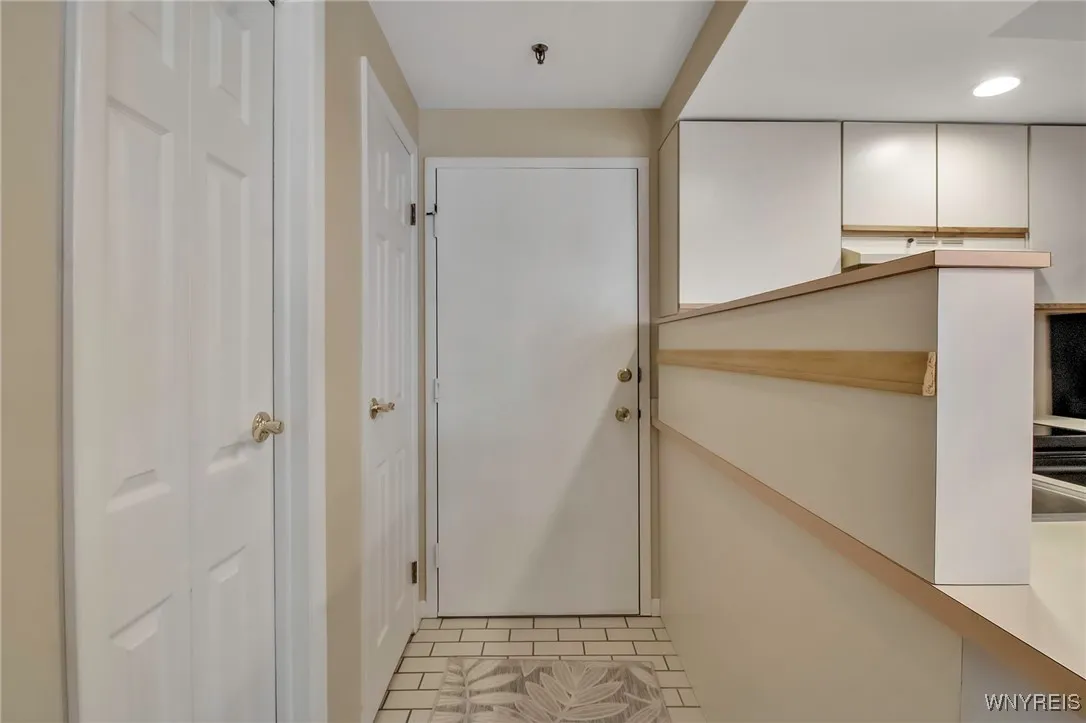 1260 Youngs Road F, Amherst, New York 14221, Amherst, New York 14221, 2 Bedrooms Bedrooms, 4 Rooms Rooms,1 BathroomBathrooms,Residential,Closed,1260 Youngs Road F, Amherst, New York 14221,0,B1601718