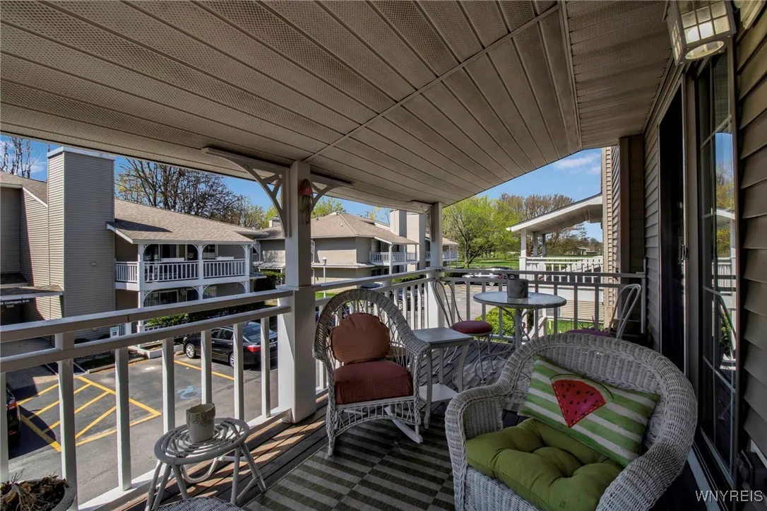1260 Youngs Road F, Amherst, New York 14221, Amherst, New York 14221, 2 Bedrooms Bedrooms, 4 Rooms Rooms,1 BathroomBathrooms,Residential,Closed,1260 Youngs Road F, Amherst, New York 14221,0,B1601718