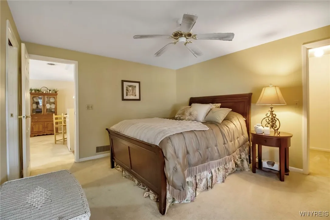 Primary bed