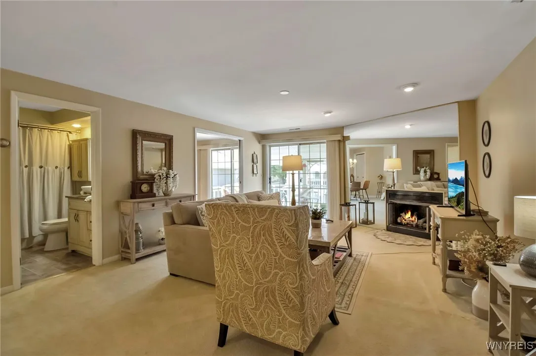 1260 Youngs Road F, Amherst, New York 14221, Amherst, New York 14221, 2 Bedrooms Bedrooms, 4 Rooms Rooms,1 BathroomBathrooms,Residential,Closed,1260 Youngs Road F, Amherst, New York 14221,0,B1601718