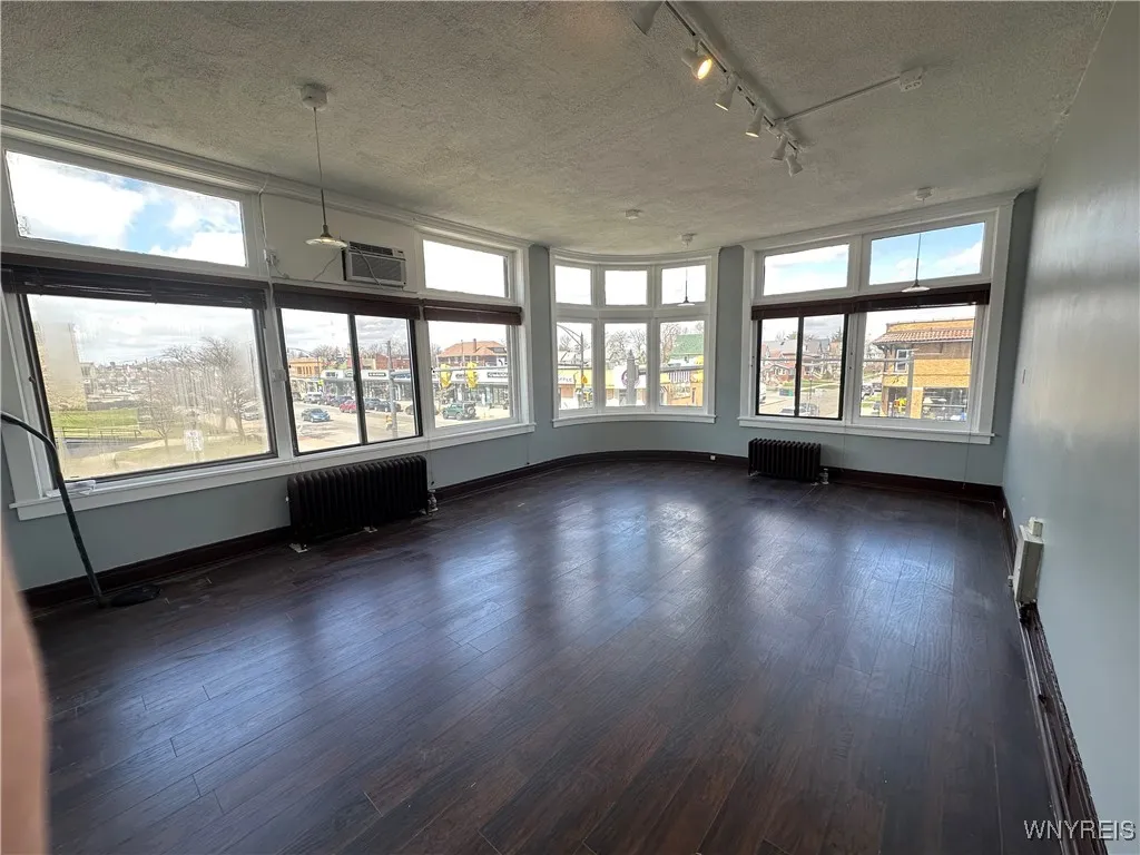 1413 Hertel Avenue, Buffalo, New York 14216, Buffalo, New York 14216, ,Commercial Lease,Closed,1413 Hertel Avenue, Buffalo, New York 14216,0,B1601744