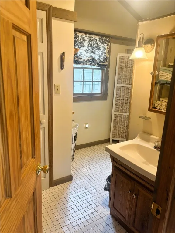 66 South Laurel Lake Road, Sanford, New York 13754, Sanford, New York 13754, 2 Bedrooms Bedrooms, 5 Rooms Rooms,1 BathroomBathrooms,Residential,For Sale,66 South Laurel Lake Road, Sanford, New York 13754,R1598952