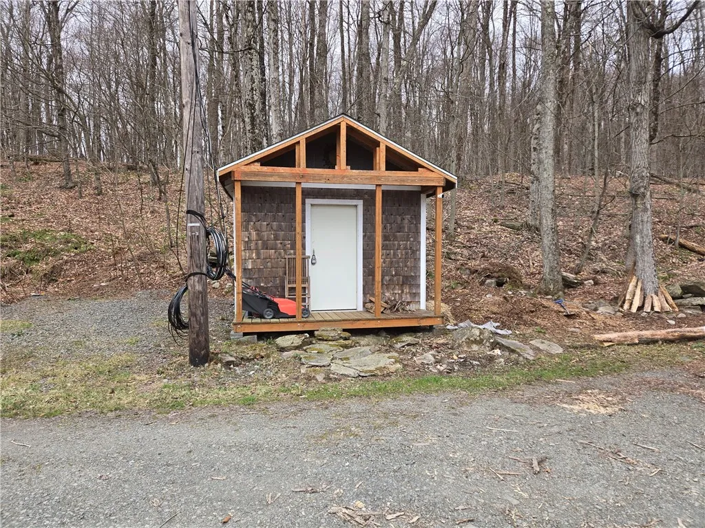 Shed