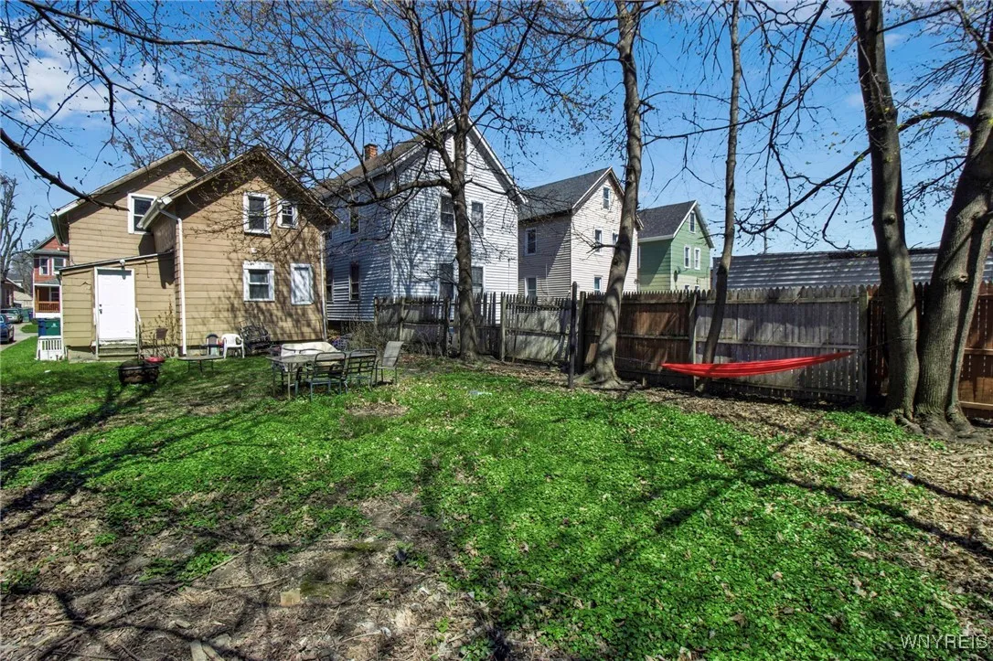 199 Amber Street, Buffalo, New York 14220, Buffalo, New York 14220, 3 Bedrooms Bedrooms, ,2 BathroomsBathrooms,Residential,Closed,199 Amber Street, Buffalo, New York 14220,B1601480