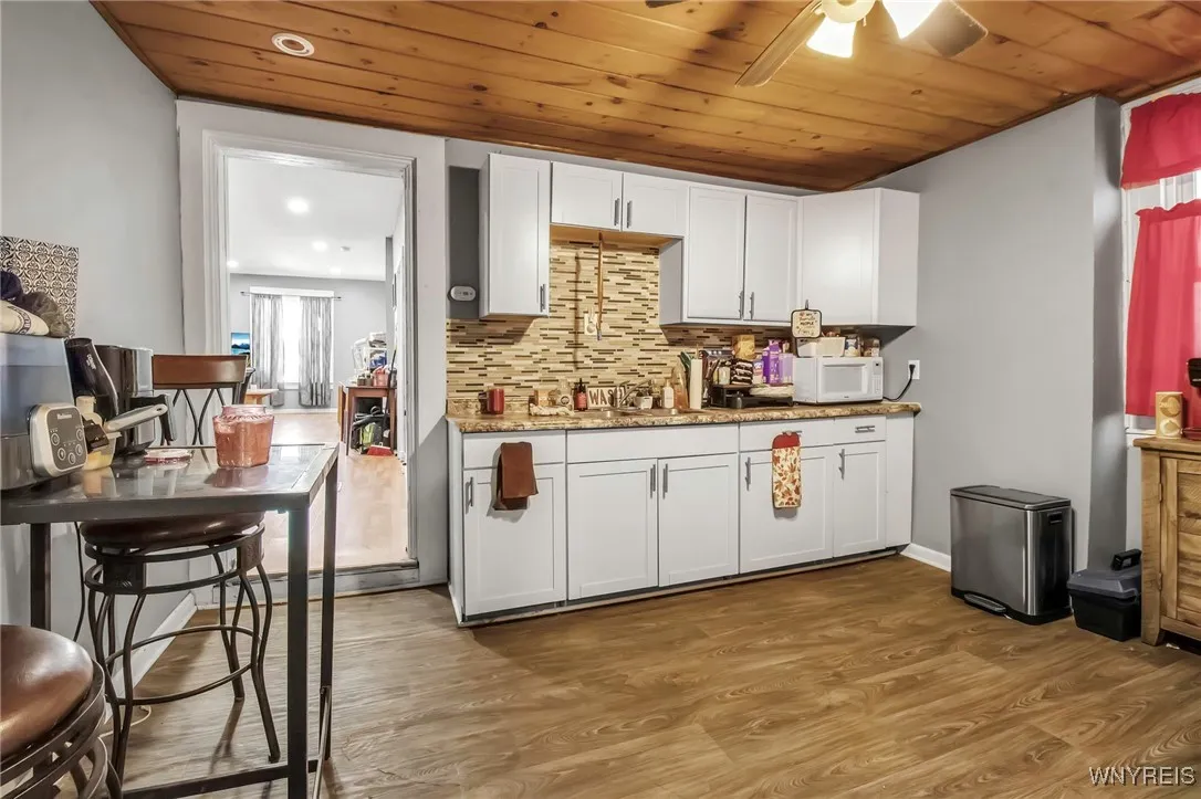 199 Amber Street, Buffalo, New York 14220, Buffalo, New York 14220, 3 Bedrooms Bedrooms, ,2 BathroomsBathrooms,Residential,Closed,199 Amber Street, Buffalo, New York 14220,B1601480