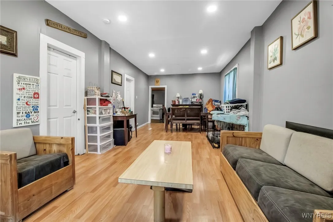 199 Amber Street, Buffalo, New York 14220, Buffalo, New York 14220, 3 Bedrooms Bedrooms, ,2 BathroomsBathrooms,Residential,Closed,199 Amber Street, Buffalo, New York 14220,B1601480