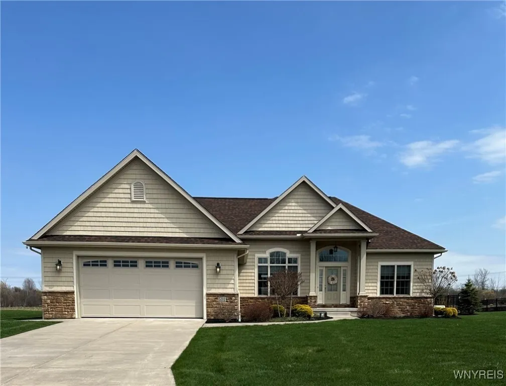 5111 Anfield Road, Clarence, New York 14221, Clarence, New York 14221, 2 Bedrooms Bedrooms, 8 Rooms Rooms,2 BathroomsBathrooms,Residential,Closed,5111 Anfield Road, Clarence, New York 14221,0,B1601779