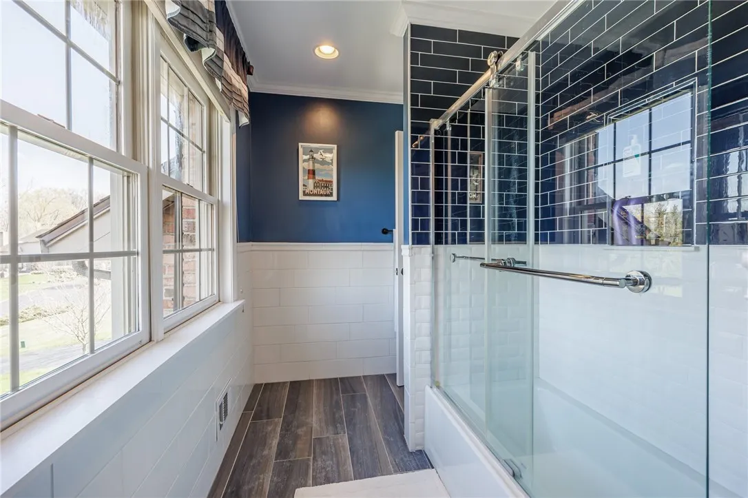 Jack-n-Jill bathroom