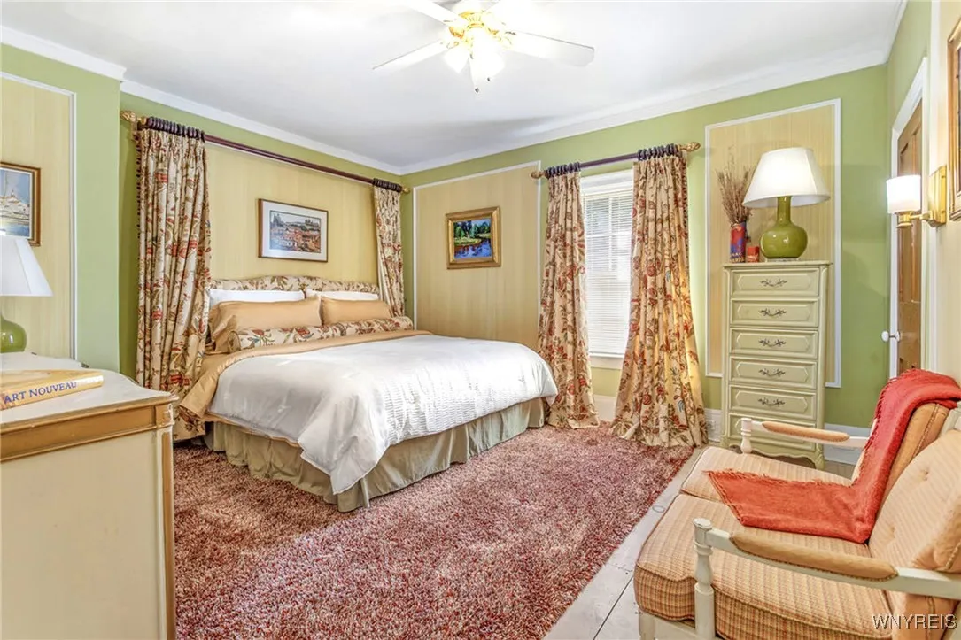 126 East Genesee Street, Manlius, New York 13066, Manlius, New York 13066, 7 Bedrooms Bedrooms, 12 Rooms Rooms,4 BathroomsBathrooms,Residential,For Sale,126 East Genesee Street, Manlius, New York 13066,0,B1601037