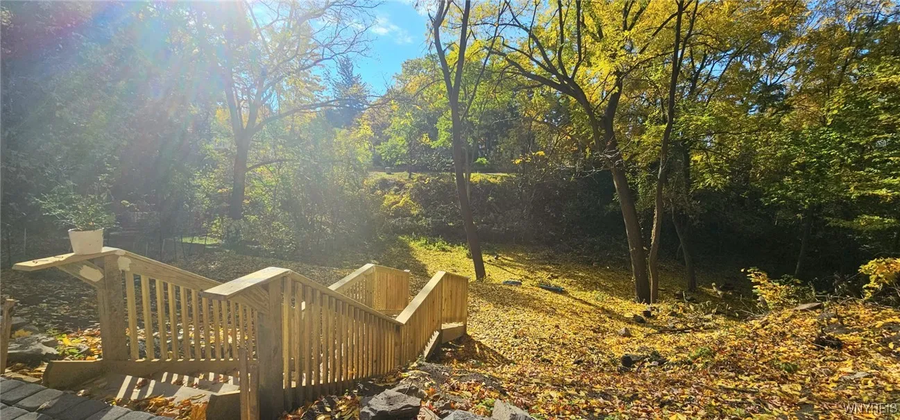 126 East Genesee Street, Manlius, New York 13066, Manlius, New York 13066, 7 Bedrooms Bedrooms, 12 Rooms Rooms,4 BathroomsBathrooms,Residential,For Sale,126 East Genesee Street, Manlius, New York 13066,0,B1601037