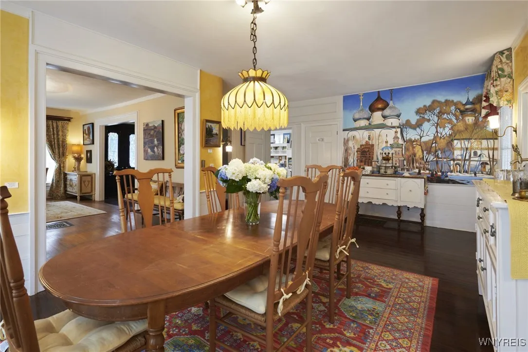 126 East Genesee Street, Manlius, New York 13066, Manlius, New York 13066, 7 Bedrooms Bedrooms, 12 Rooms Rooms,4 BathroomsBathrooms,Residential,For Sale,126 East Genesee Street, Manlius, New York 13066,0,B1601037